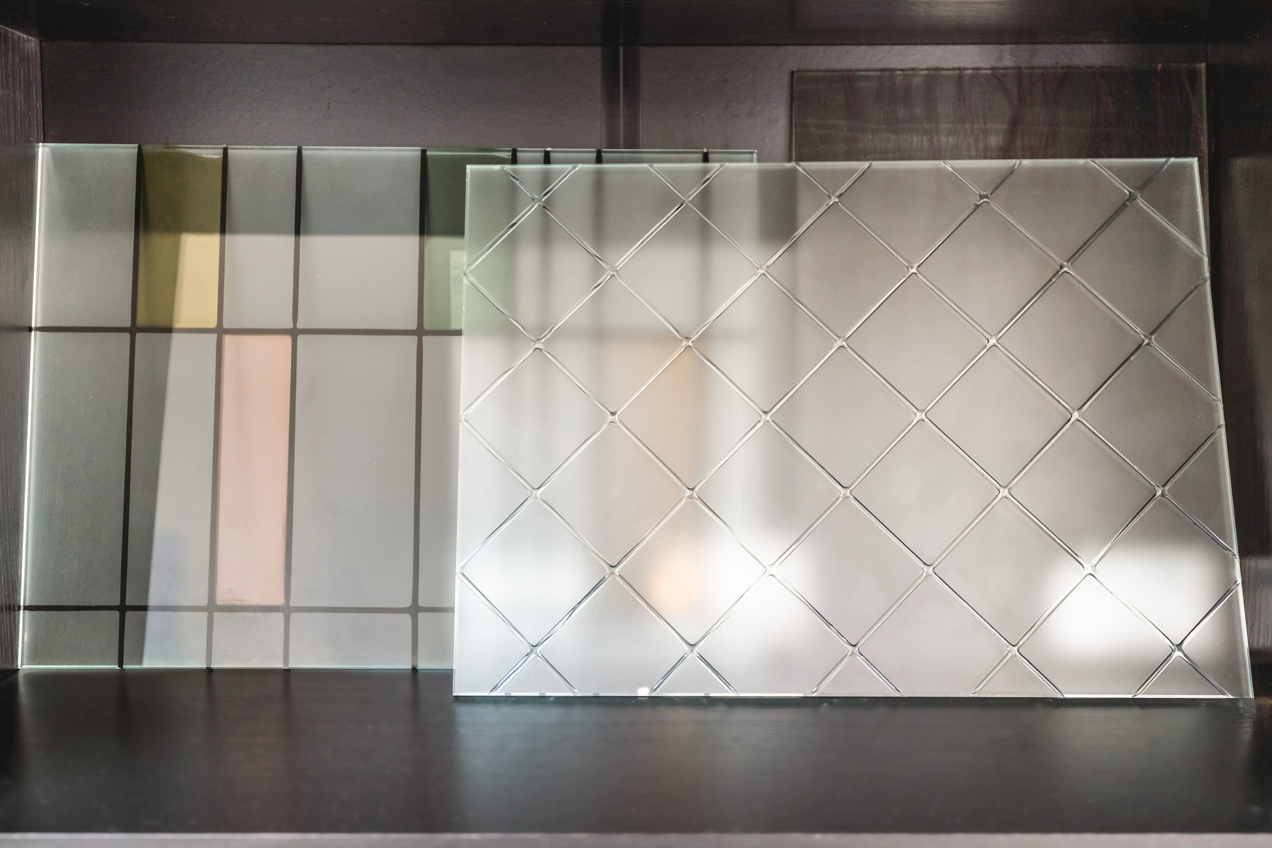 Decorative and customizable glass by RIOU OCEAN GLASS.